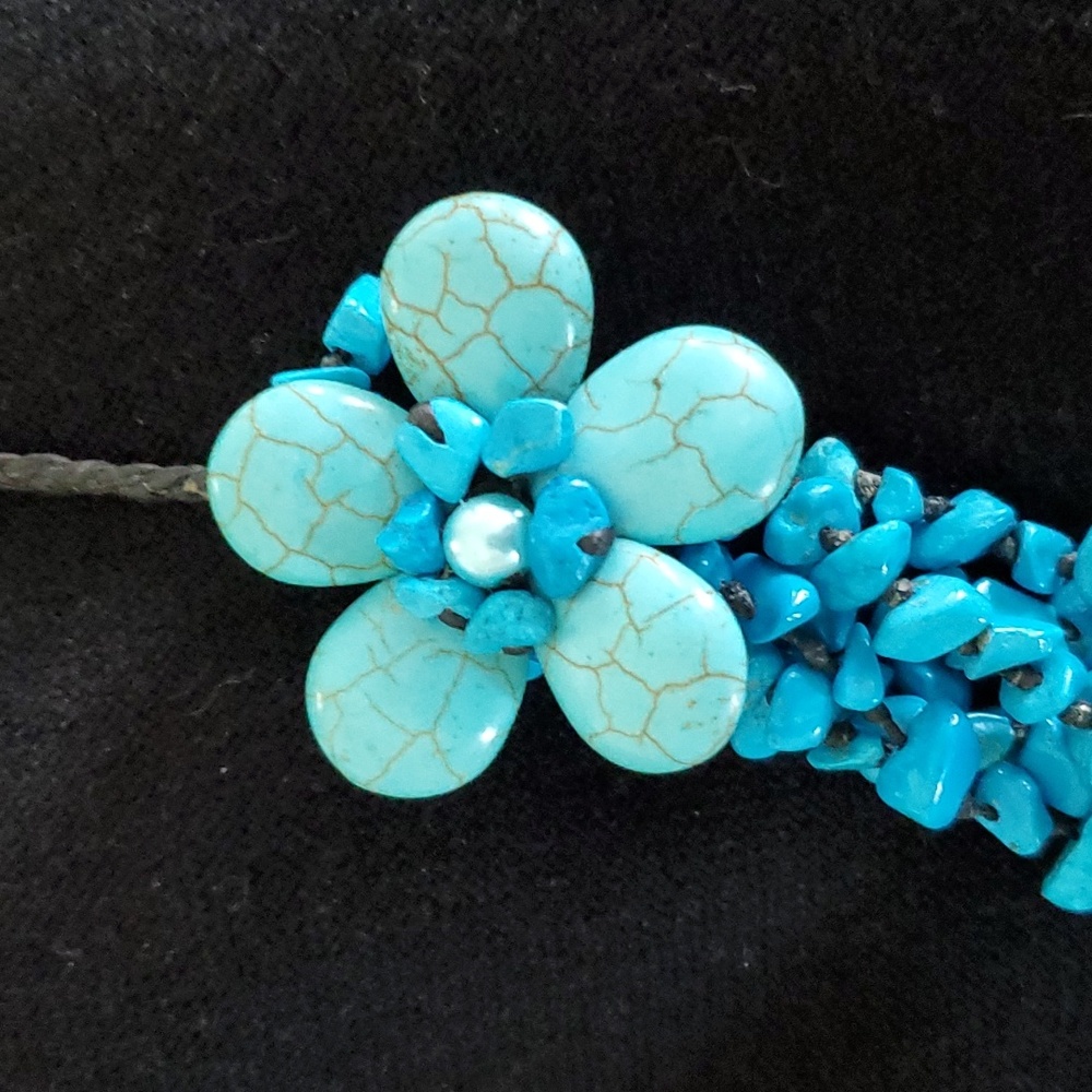 Beaded necklace